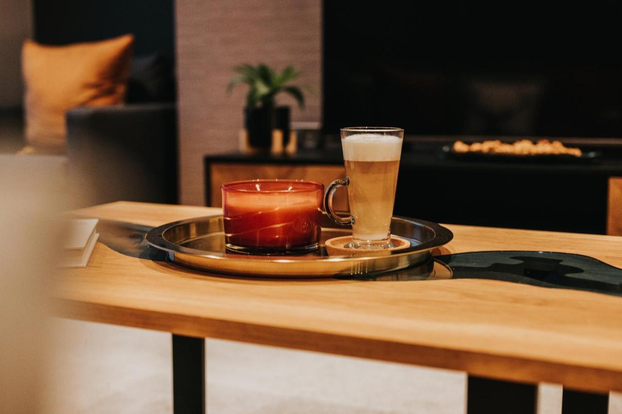 Circa17- Entire Apt, Free Parking, Gym, City Central & Free Netflix Bracknell Kültér fotó